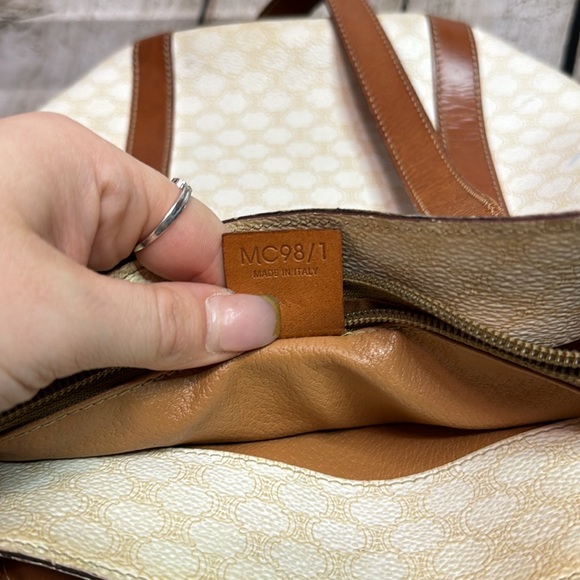 CELINE - Shoulder bag - Picture 11 of 11